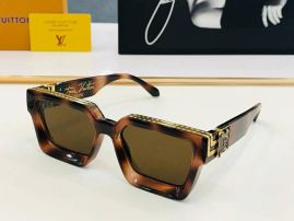 Picture of LV Sunglasses _SKUfw56900938fw